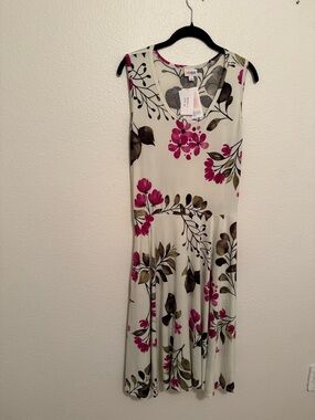 NWT LuLaRoe Nicki Sleeveless Cream Dress with Pink & Olive Floral Print Size L